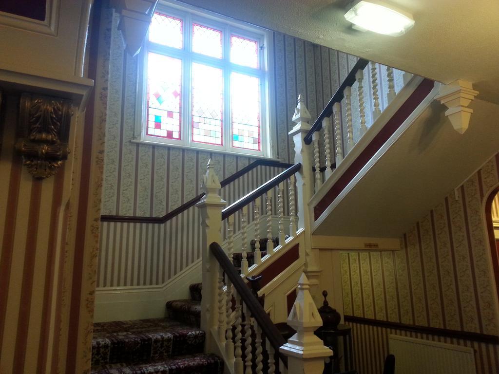 Chester Lodge Sandown Exteriör bild